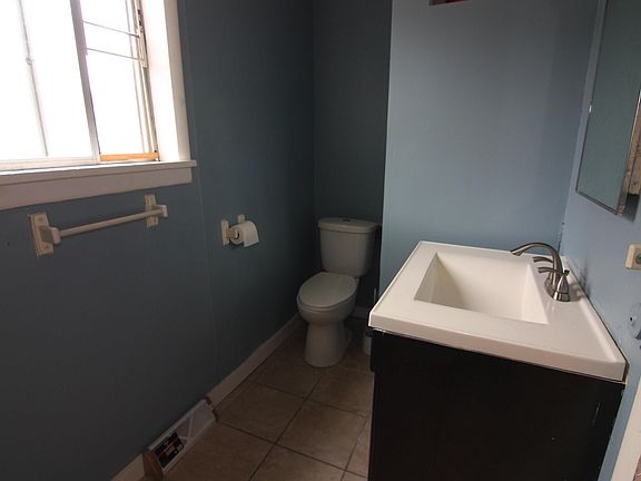 5th image of 1315 Jackson St