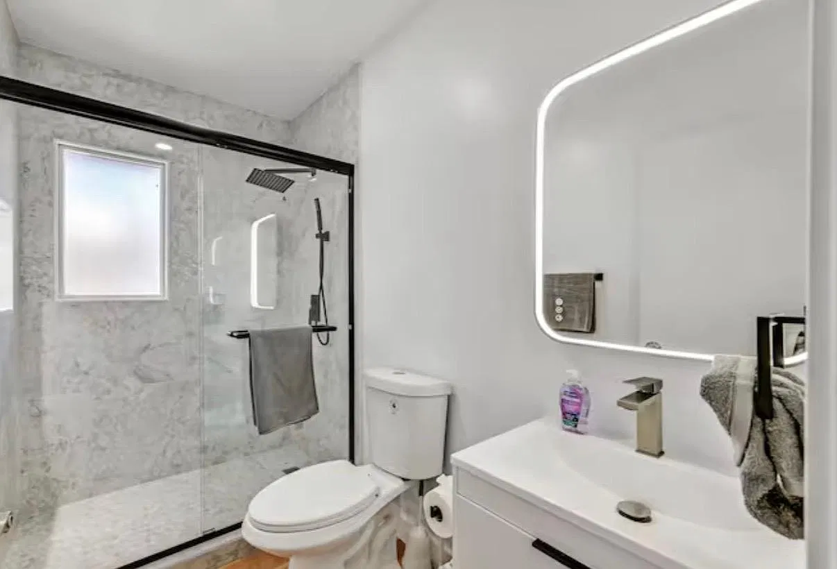 2 bed, 700 sqft, $2,500 — Photo 4