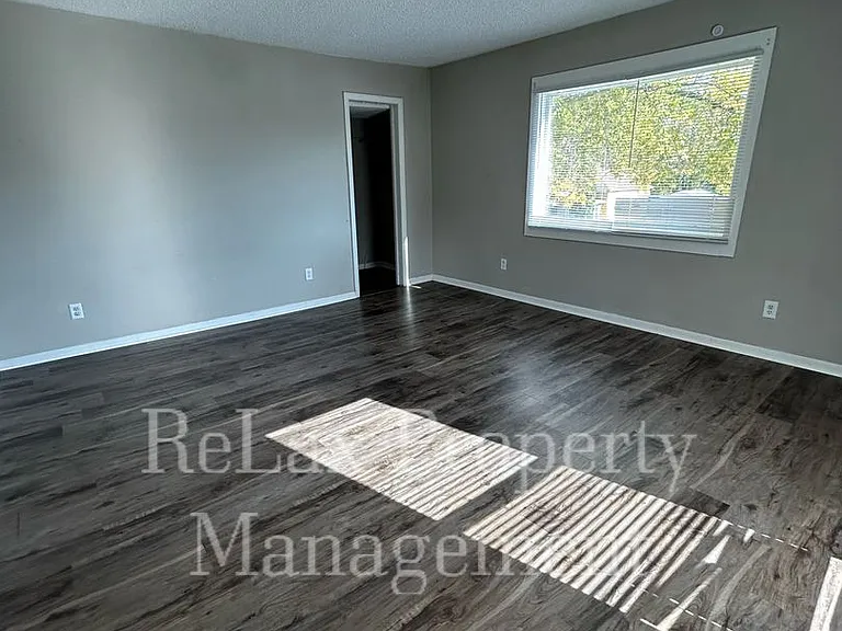 207 Avon St — Photo 13