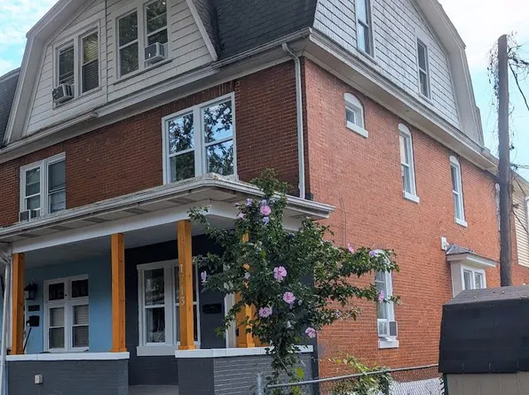 1713 Boas St, Harrisburg, PA 17103