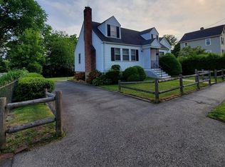 18 Warren St, Watertown, MA 02472