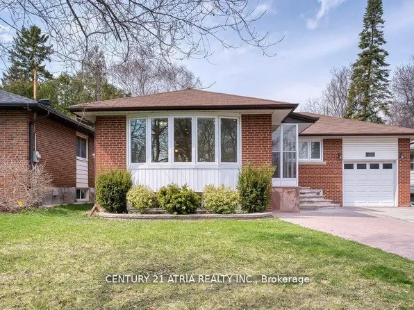 243 Harrygan Cres, Richmond Hill, ON L4C 4J2