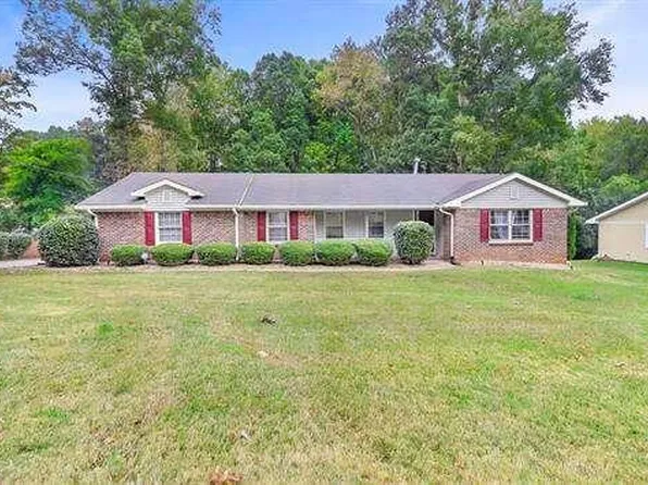 7204 Monarch Dr, Riverdale, GA 30296