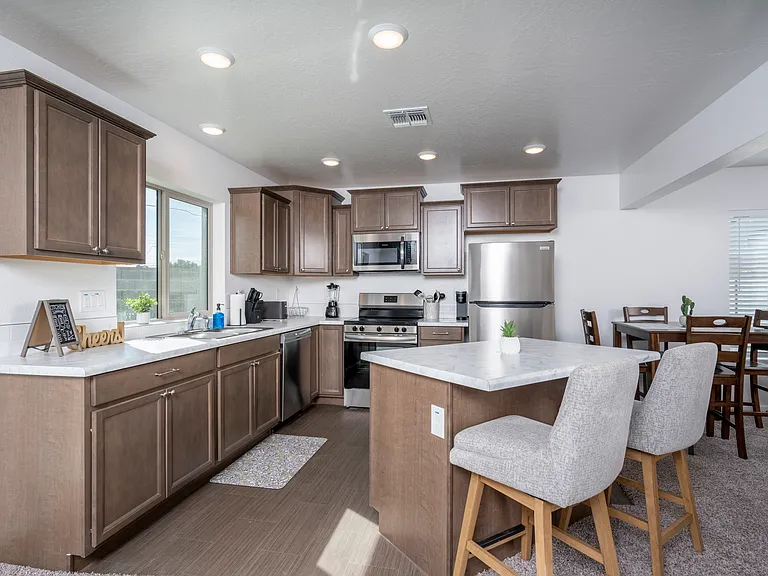 1640 N Cameron St #1640 — Photo 8