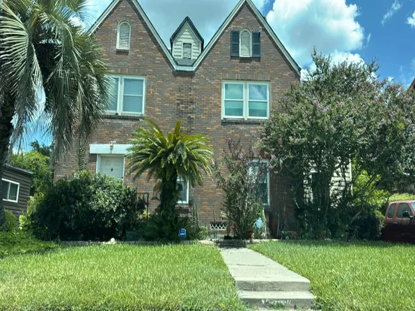 3209 Calumet St, Houston, TX 77004