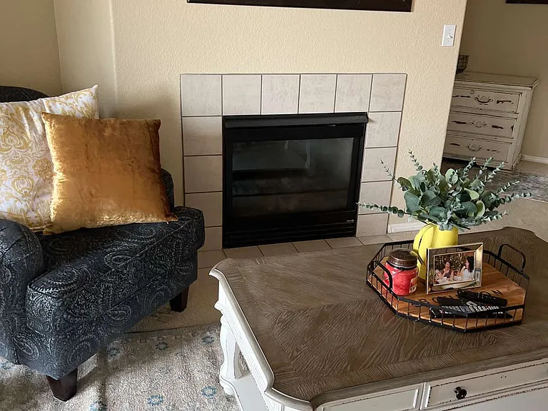 3732 Riviera Grv #202 — Photo 4