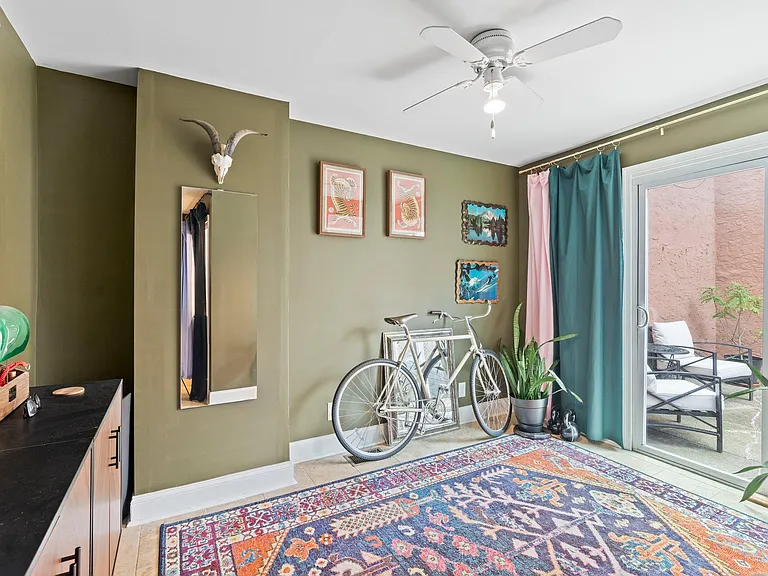 1224 E Columbia Ave — Photo 7
