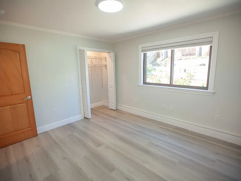52 Camelot Ct — Photo 9