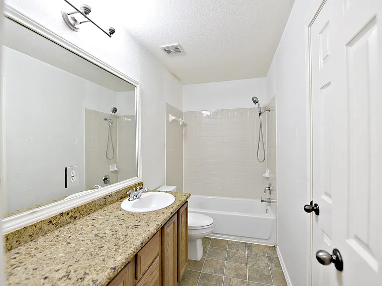 16504 Castletroy Dr — Photo 18