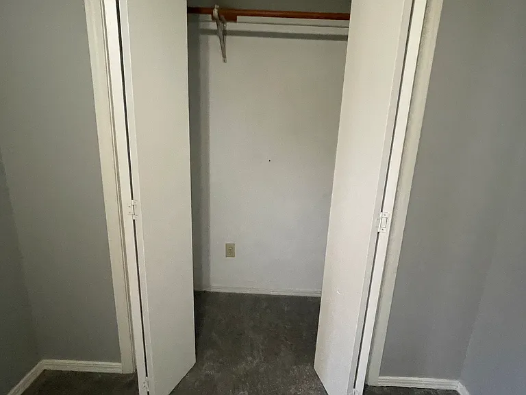 925 Millrun Ct — Photo 19