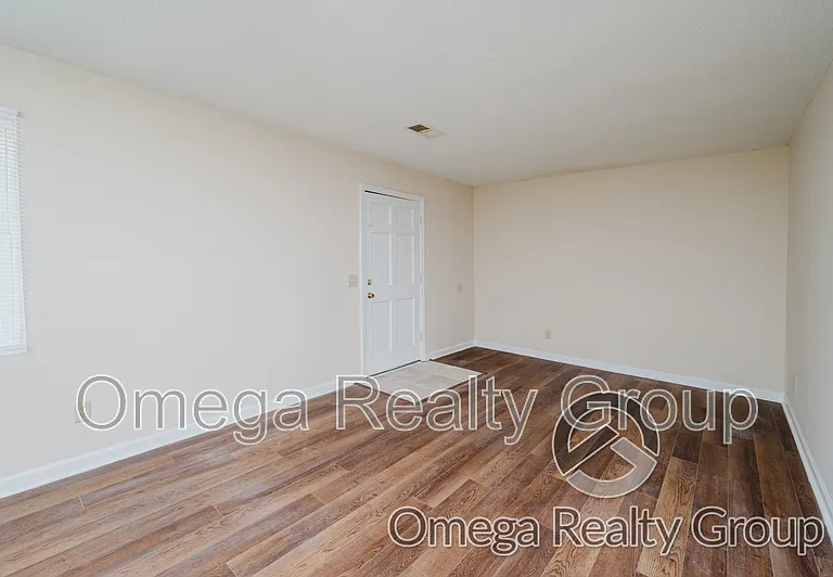 2711 18th Ave #14 — Photo 6