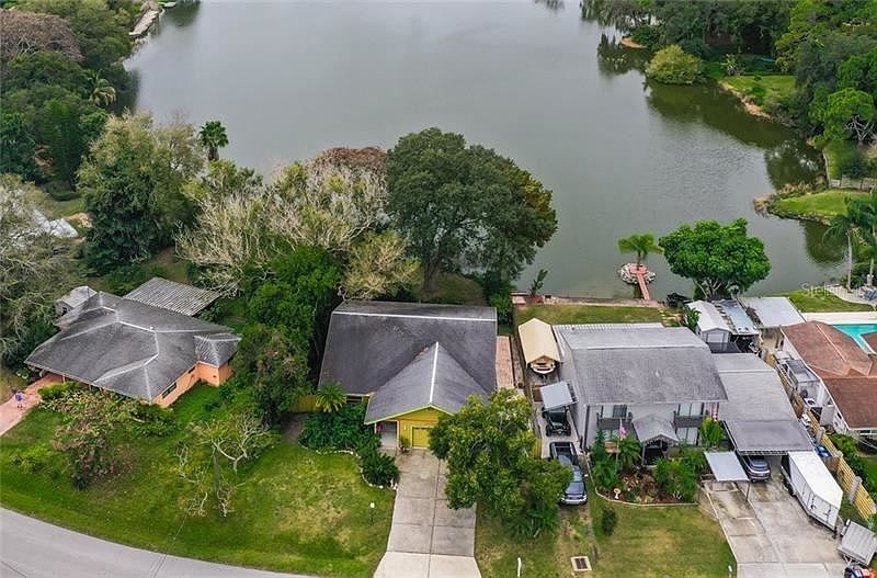 1st image of 2128 Cambridge Dr