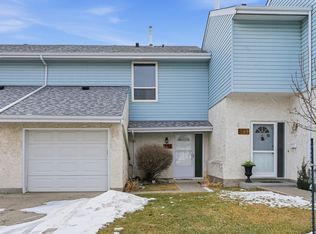 221 Callingwood Pl NW, Edmonton, AB