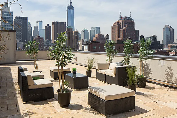 Sold by Brown Harris Stevens | media 25