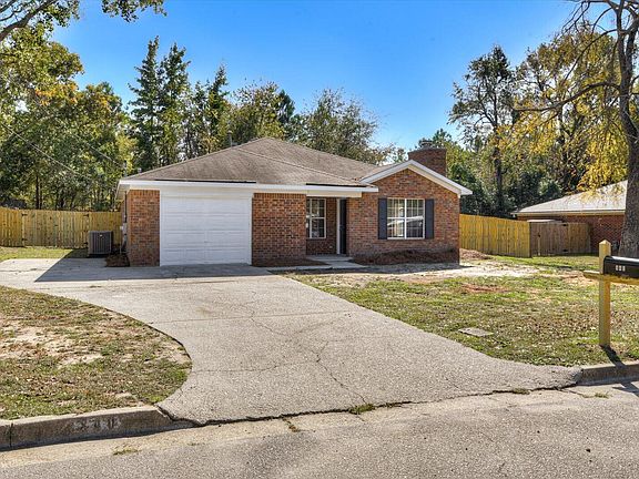 3rd image of 840 S Willowick Drive