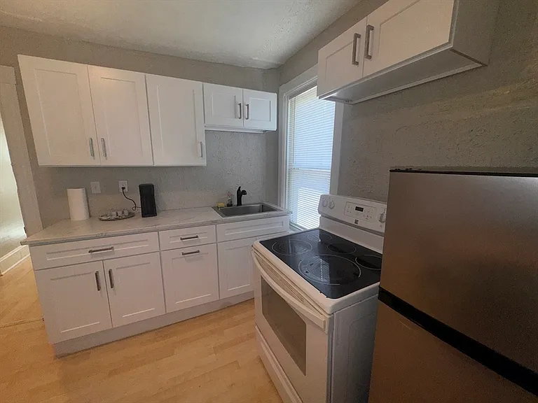 21 John St #2 — Photo 8