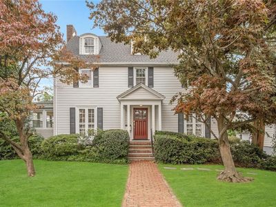 16 Grandview Avenue, White Plains, NY, 10605