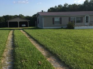 383 Clear Creek Rd, Crossville, TN 38571