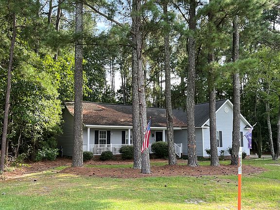 2nd image of 411 Nash Rd