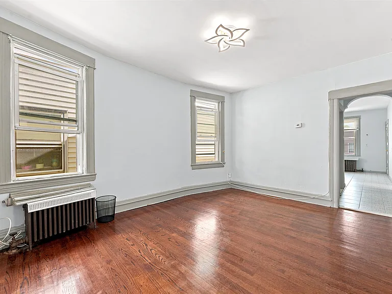 35 W 52nd St #2 — Photo 12