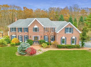 12 Greenwood Rd, Hopkinton, MA 01748