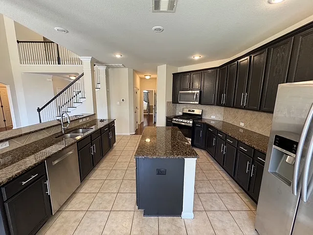 4310 Reynosa Dr — Photo 7