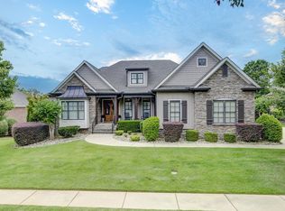 5 London Ct, Greer, SC 29650