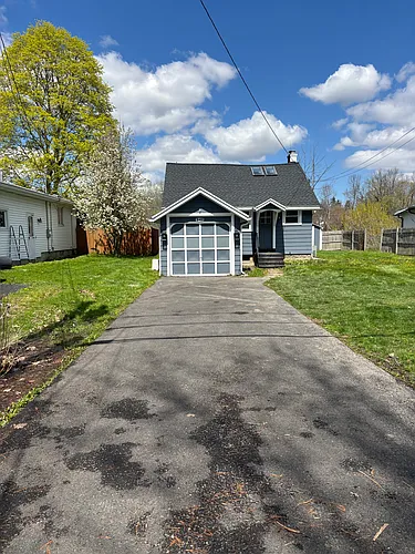 242 River Meadow Dr Photo 1