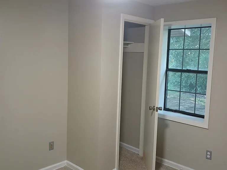 121 Mitchell Ave #1 — Photo 9
