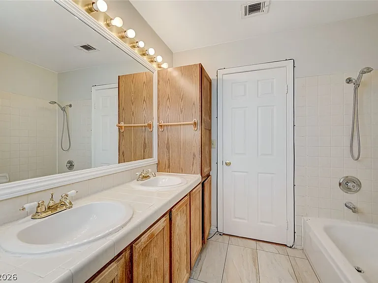 6437 Peachwood Rd — Photo 19