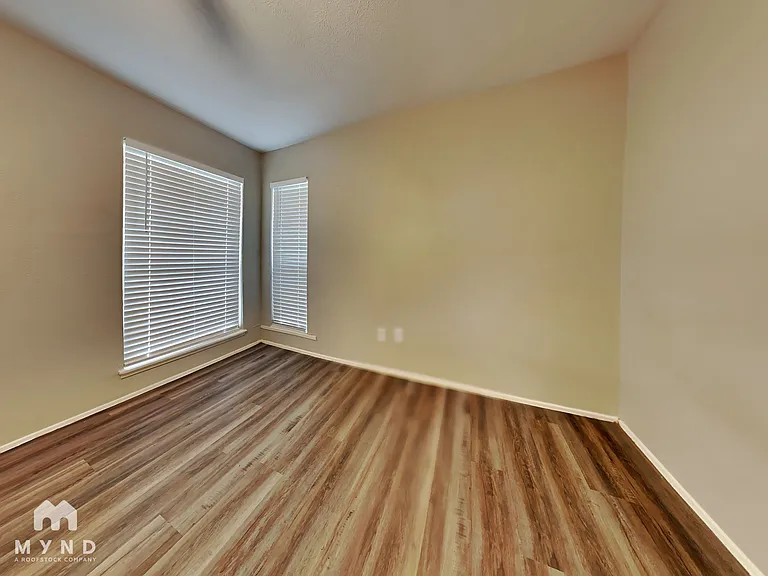 2822 Canary Ln — Photo 15