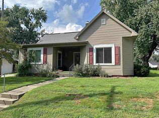 902 Center St, Washington, IN 47501