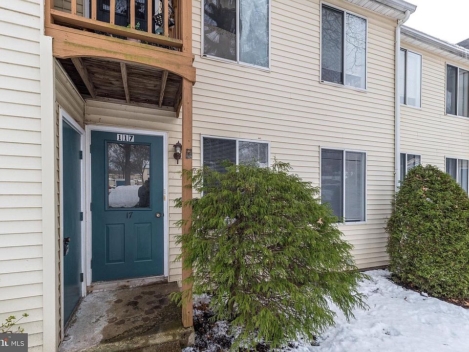 1st image of 17 Kittery Ct