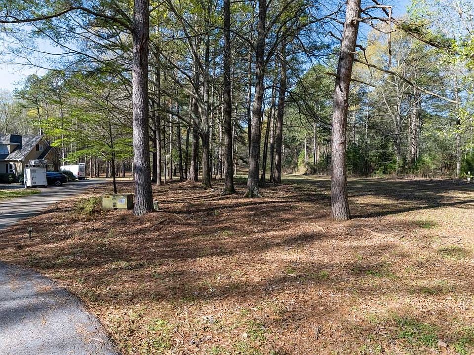 1st image of 111 Millpond Ln