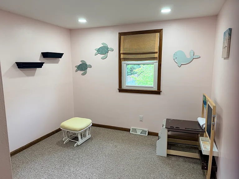 413 N Cary St — Photo 11