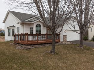 4471 Helena Way N, Oakdale, MN 55128