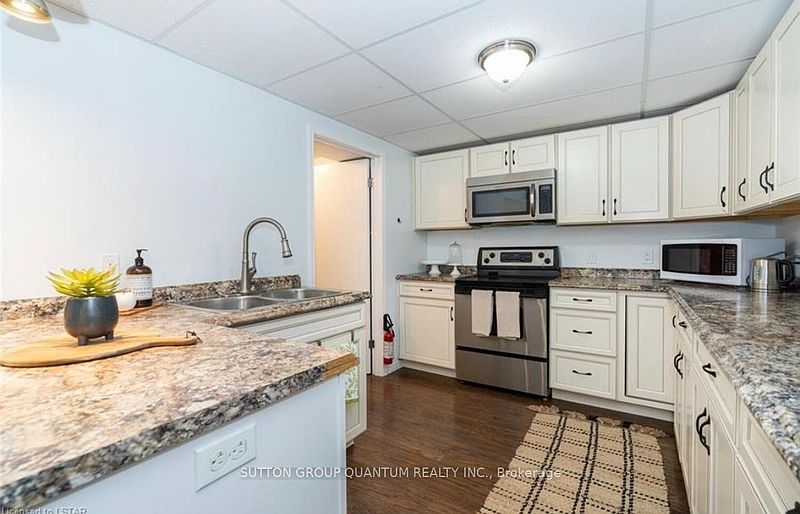 London House for rent - 2 Bedrooms — photo 4