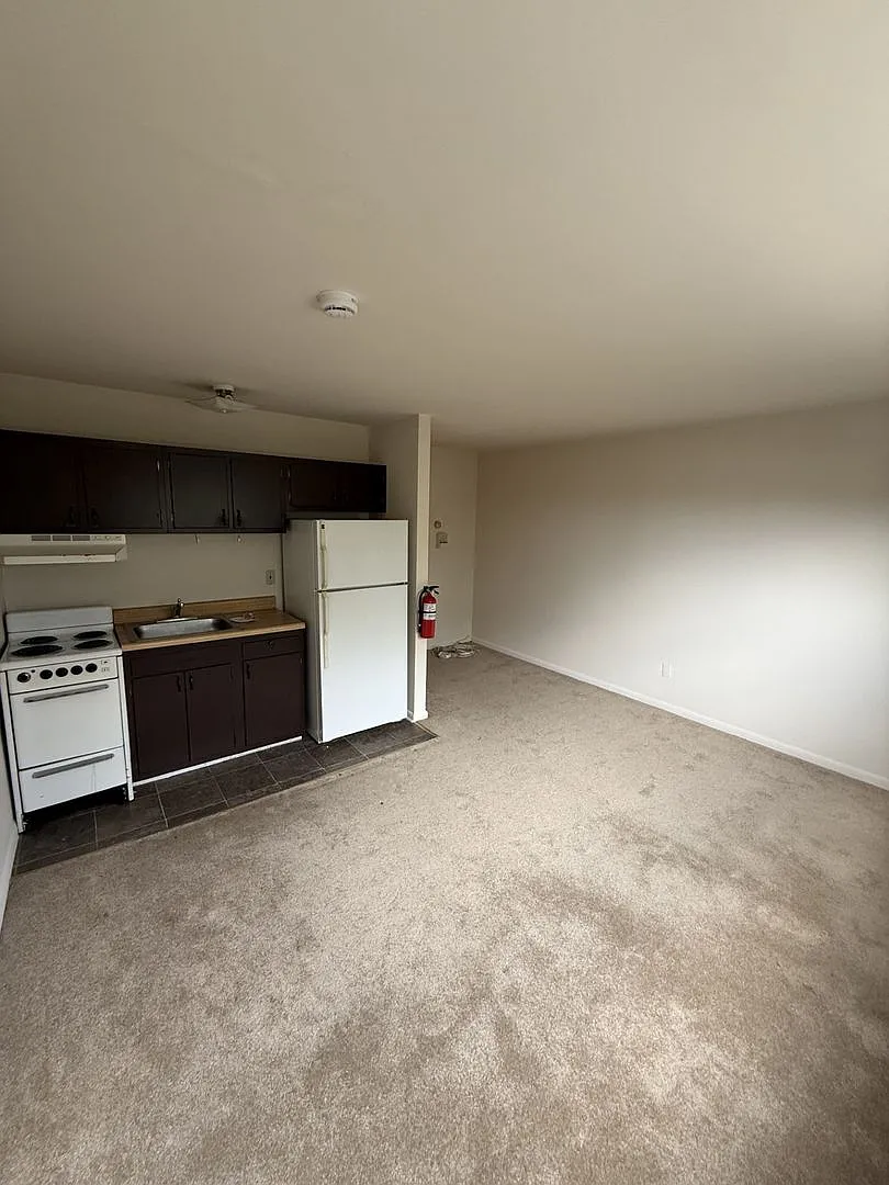 34 East Eagle Road — Photo 4