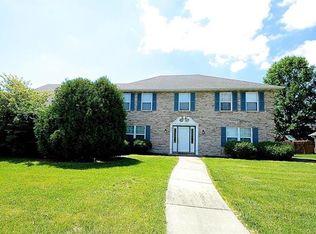 621 E Wesley Dr, O'Fallon, IL 62269