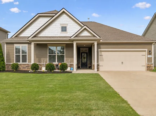 1009 Black Oak Dr, Murfreesboro, TN 37128