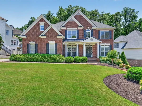5390 Avonshire Ln, Cumming, GA 30040