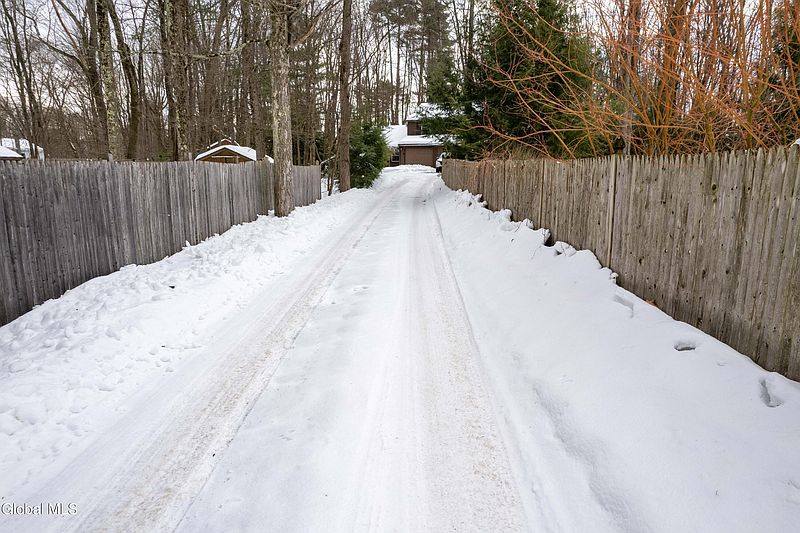 5th image of 13 Glenbrook Drive