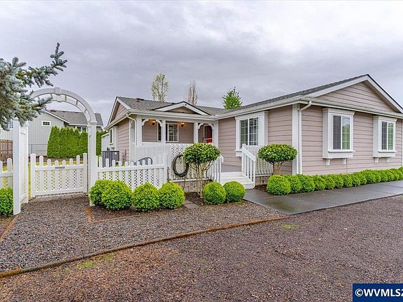4th image of 3427 Lake Vanessa Cir NW