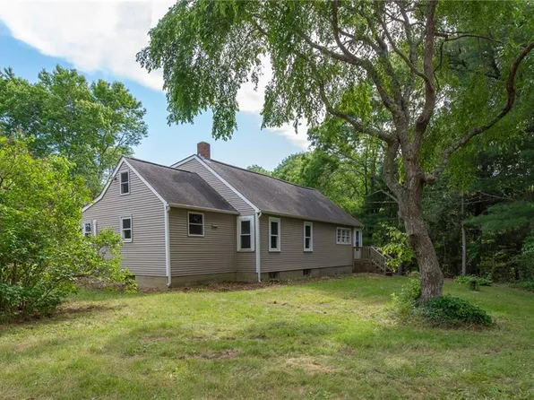 210 Ashaway Rd, Bradford, RI 02808