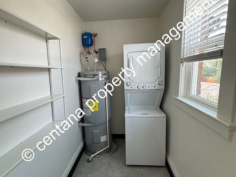 701 W Galena — Photo 10