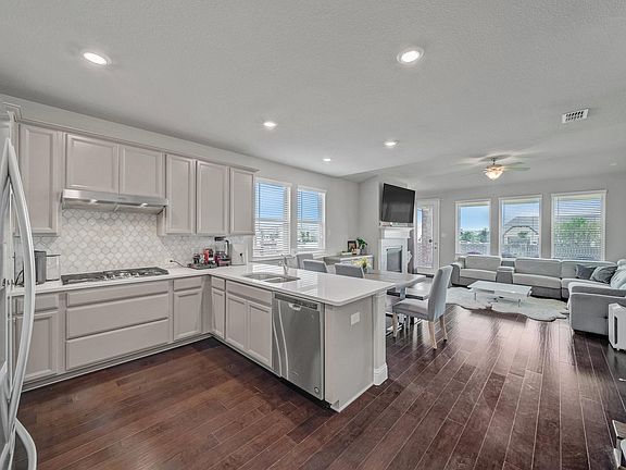 3rd image of 2332 Bella Ct