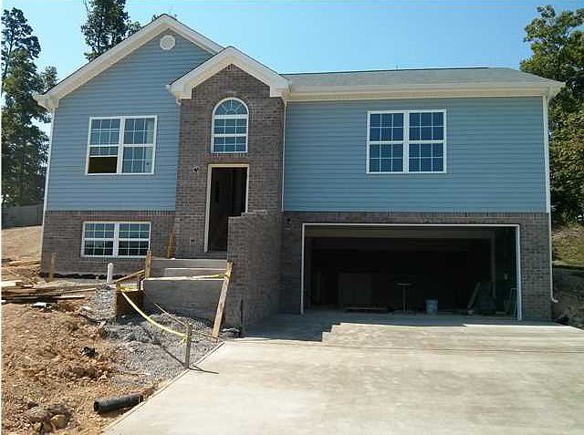1st image of 2081 Short Leaf Dr