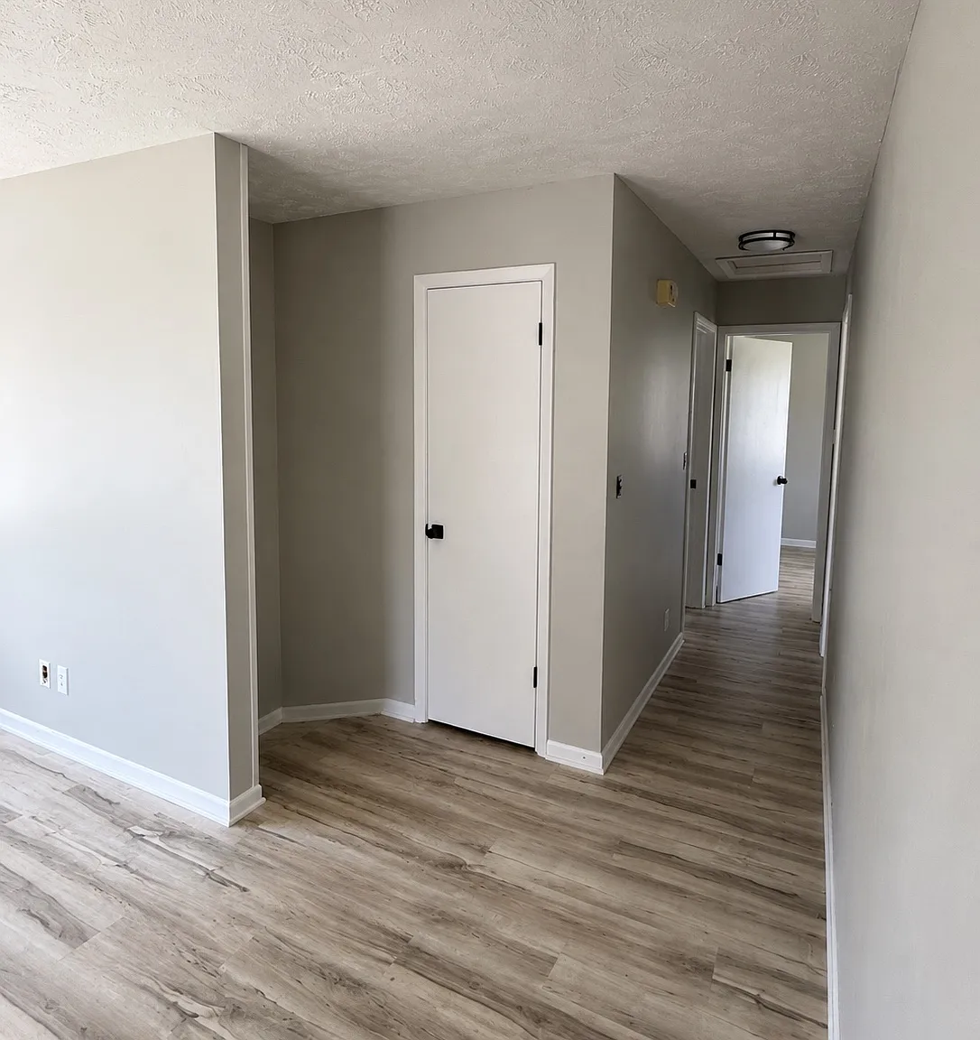 4 bed, 1800 sqft, $1,995 — Photo 4