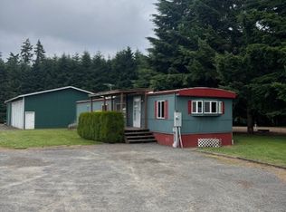 33758 Pittsburg Rd, Saint Helens, OR 97051