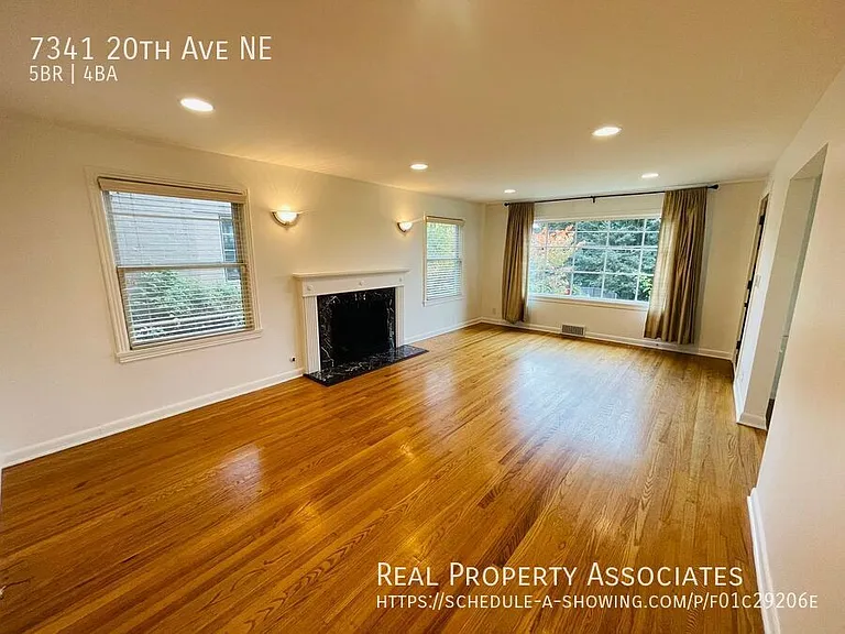7341 20th Ave NE — Photo 3